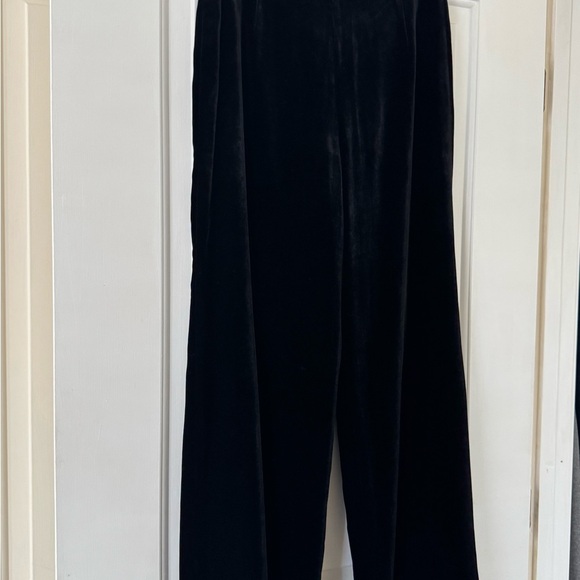 Ann Taylor Pants - 💥Ann Taylor Black Velvet Pants